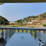 Paleo Apartments